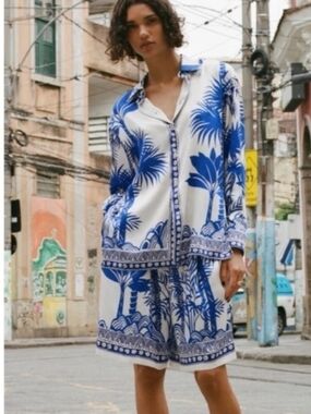 Zara Blue & White Tropical Button-Up Shirt and Shorts Set. Size L